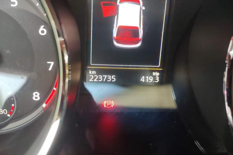 Used Volkswagen Tiguan L 2017 330TSI Automatic Two-Wheel Drive Flagship Edition Odometer Close Up