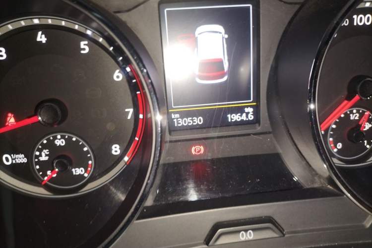 Used Volkswagen Tiguan L 2017 330TSI Automatic Two-Wheel Drive Comfort Edition Odometer Close Up