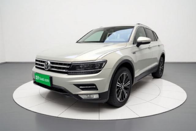 Volkswagen Tiguan L 2017 380TSI Automatic All-Wheel-Drive Luxury Edition مستعملة