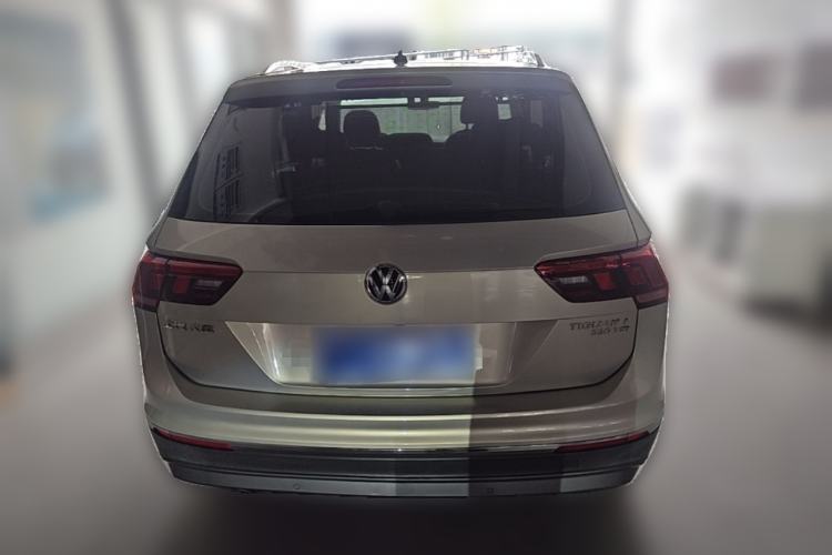 Used Volkswagen Tiguan L 2017 330TSI Automatic Two-Wheel Drive Luxury Edition Rear