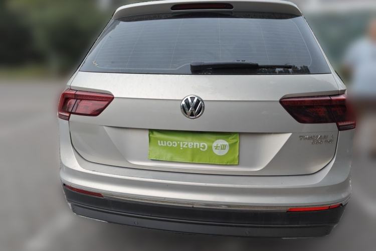 Used Volkswagen Tiguan L 2017 380TSI Automatic All-Wheel Drive Supreme Flagship Edition Rear