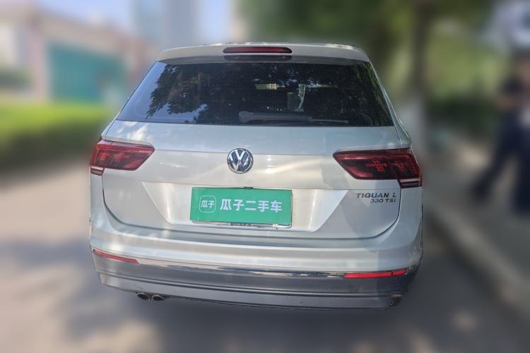 Used Volkswagen Tiguan L 2017 330TSI Automatic Two-Wheel Drive Flagship Edition Rear