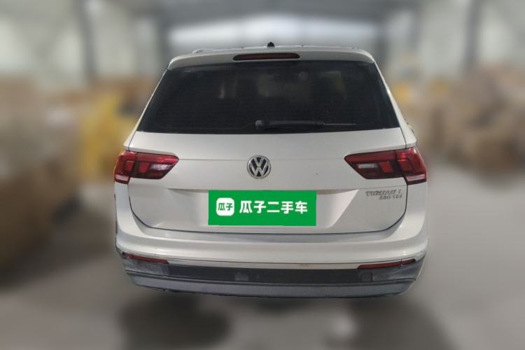 Used Volkswagen Tiguan L 2017 330TSI Automatic Two-Wheel Drive Luxury Edition Rear
