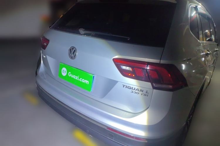 Used Volkswagen Tiguan L 2017 330TSI Automatic Two-Wheel Drive Luxury Edition Rear