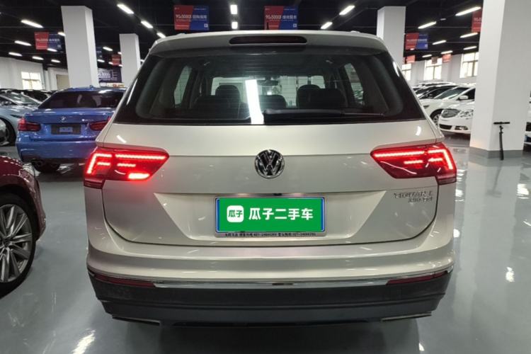 Used Volkswagen Tiguan L 2017 380TSI Automatic All-Wheel-Drive Luxury Edition Rear