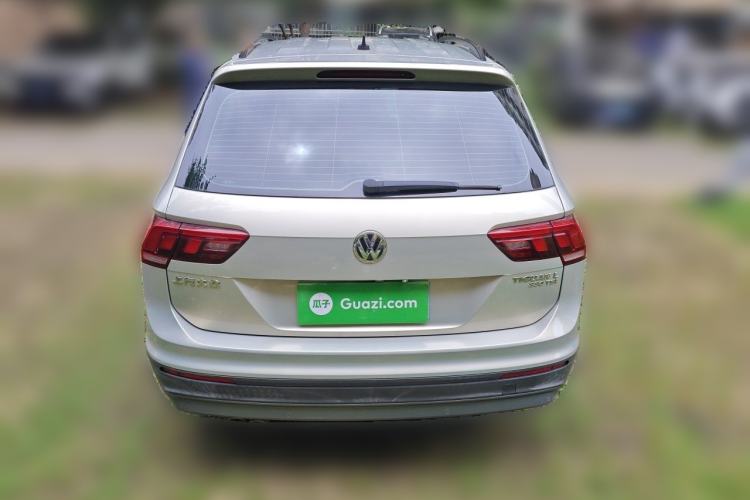 Used Volkswagen Tiguan L 2017 330TSI Automatic Two-Wheel Drive Luxury Edition Rear