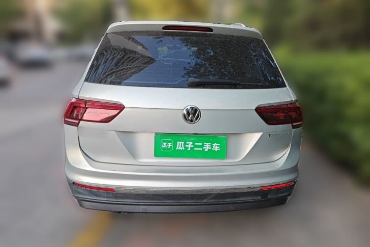 Used Volkswagen Tiguan L 2017 330TSI Automatic Two-Wheel Drive Flagship Edition Rear