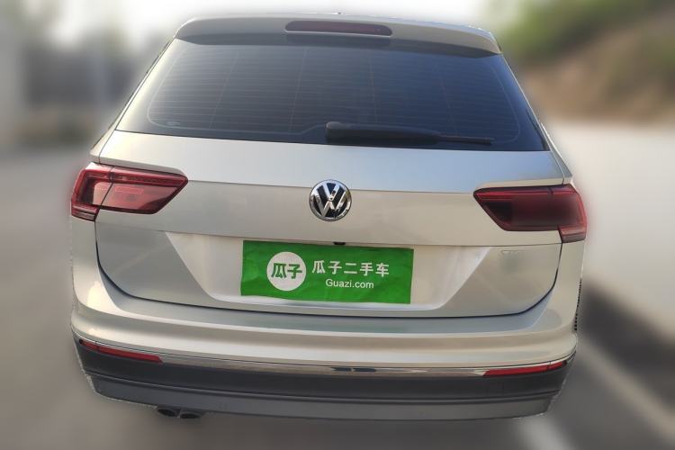 Used Volkswagen Tiguan L 2017 330TSI Automatic Two-Wheel Drive Flagship Edition Rear