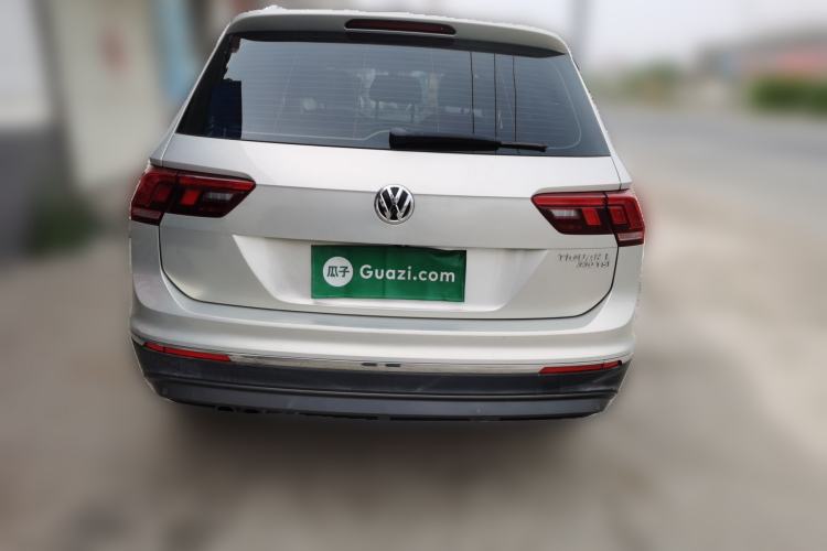 Used Volkswagen Tiguan L 2017 330TSI Automatic Two-Wheel Drive Luxury Edition Rear