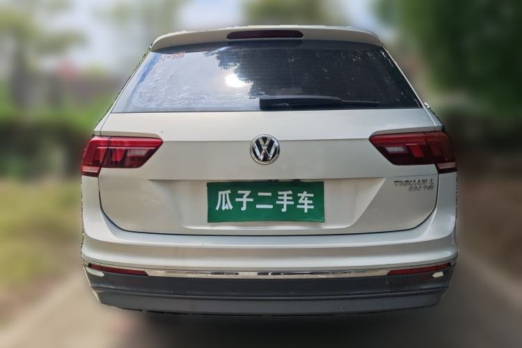 Used Volkswagen Tiguan L 2017 330TSI Automatic Two-Wheel Drive Luxury Edition Rear