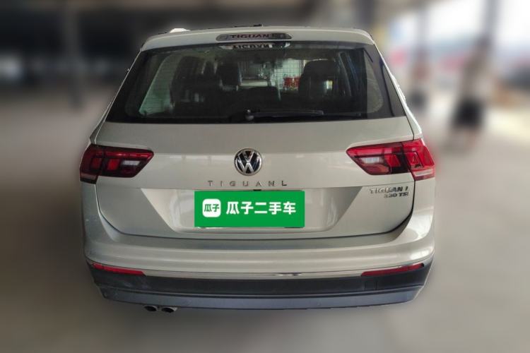 Used Volkswagen Tiguan L 2017 330TSI Automatic Two-Wheel Drive Luxury Edition Rear