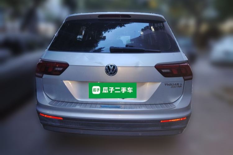 Used Volkswagen Tiguan L 2017 330TSI Automatic Two-Wheel Drive Luxury Edition Rear