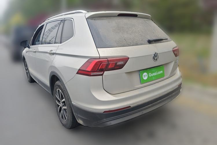 Used Volkswagen Tiguan L 2017 330TSI Automatic Two-Wheel Drive Luxury Edition Rear Left 45 Deg
