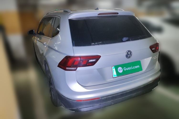 Used Volkswagen Tiguan L 2017 330TSI Automatic Two-Wheel Drive Luxury Edition Rear Left 45 Deg
