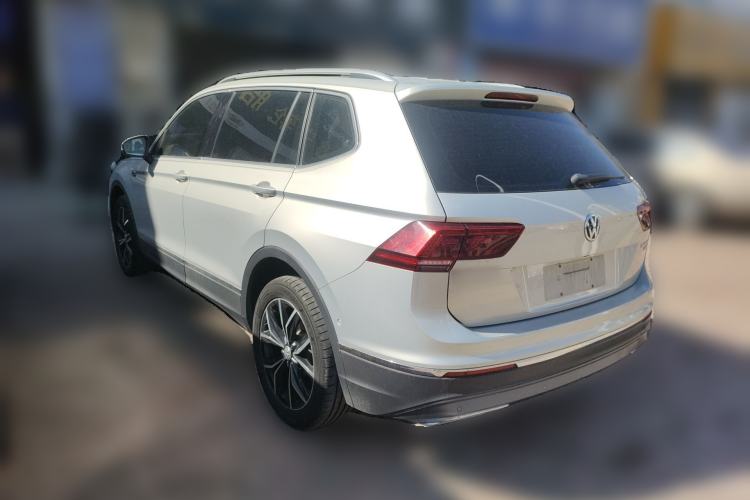 Used Volkswagen Tiguan L 2017 380TSI Automatic All-Wheel-Drive Flagship Edition Rear Left 45 Deg