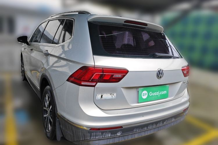 Used Volkswagen Tiguan L 2017 330TSI Automatic Two-Wheel Drive Comfort Edition Rear Left 45 Deg