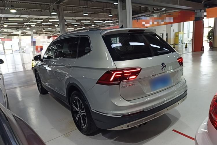 Used Volkswagen Tiguan L 2017 330TSI Automatic Two-Wheel Drive Flagship Edition Rear Left 45 Deg