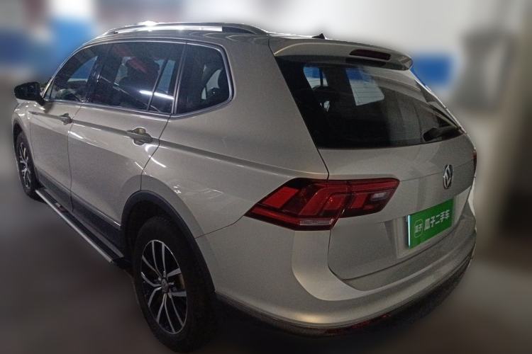 Used Volkswagen Tiguan L 2017 330TSI Automatic Two-Wheel Drive Luxury Edition Rear Left 45 Deg
