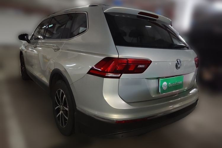 Used Volkswagen Tiguan L 2017 330TSI Automatic Two-Wheel Drive Luxury Edition Rear Left 45 Deg