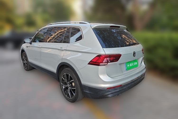 Used Volkswagen Tiguan L 2017 330TSI Automatic Two-Wheel Drive Flagship Edition Rear Left 45 Deg