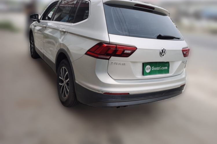 Used Volkswagen Tiguan L 2017 330TSI Automatic Two-Wheel Drive Luxury Edition Rear Left 45 Deg