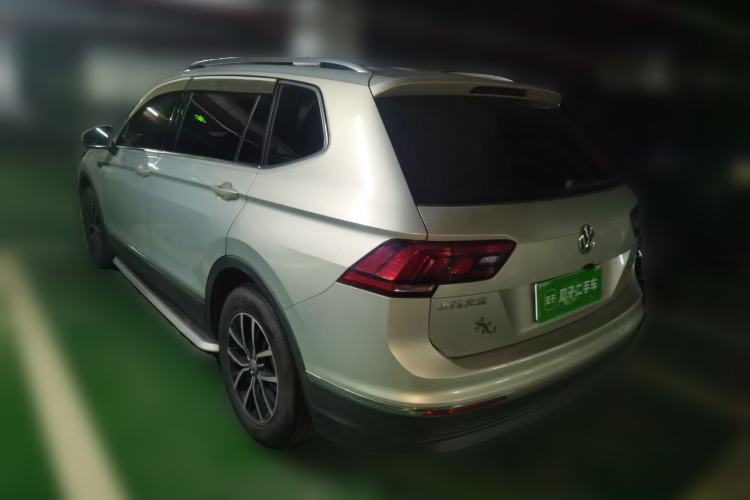 Used Volkswagen Tiguan L 2017 330TSI Automatic Two-Wheel Drive Luxury Edition Rear Left 45 Deg