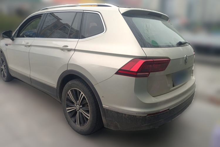 Used Volkswagen Tiguan L 2017 330TSI Automatic Two-Wheel Drive Flagship Edition Rear Left 45 Deg