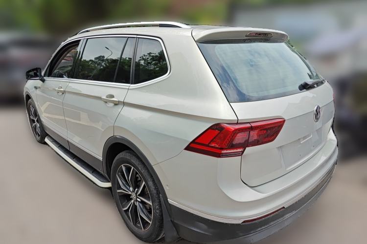 Used Volkswagen Tiguan L 2017 330TSI Automatic Two-Wheel Drive Flagship Edition Rear Left 45 Deg