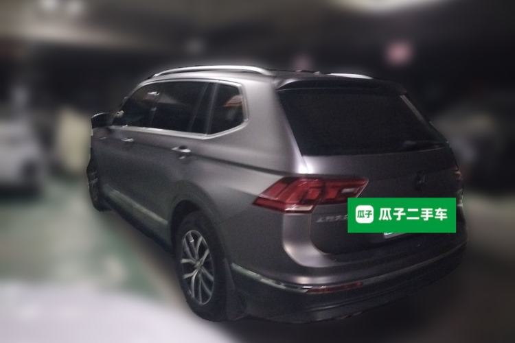 Used Volkswagen Tiguan L 2017 330TSI Automatic Two-Wheel Drive Comfort Edition Rear Left 45 Deg