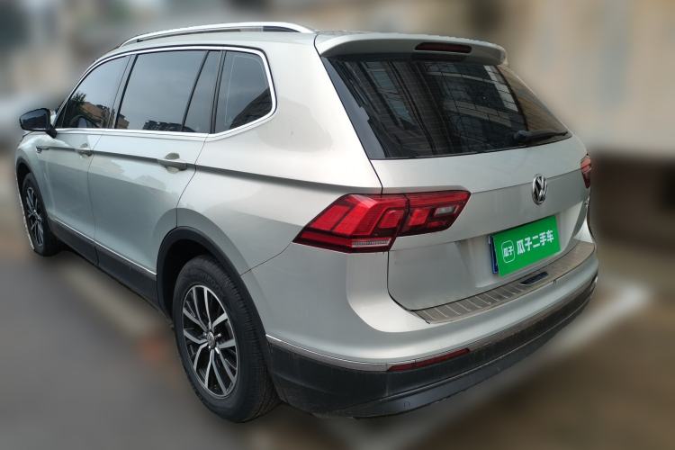 Used Volkswagen Tiguan L 2017 330TSI Automatic Two-Wheel Drive Luxury Edition Rear Left 45 Deg