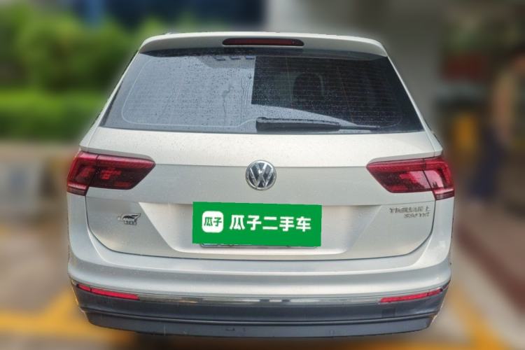 Used Volkswagen Tiguan L 2017 330TSI Automatic Two-Wheel Drive Flagship Edition Rear