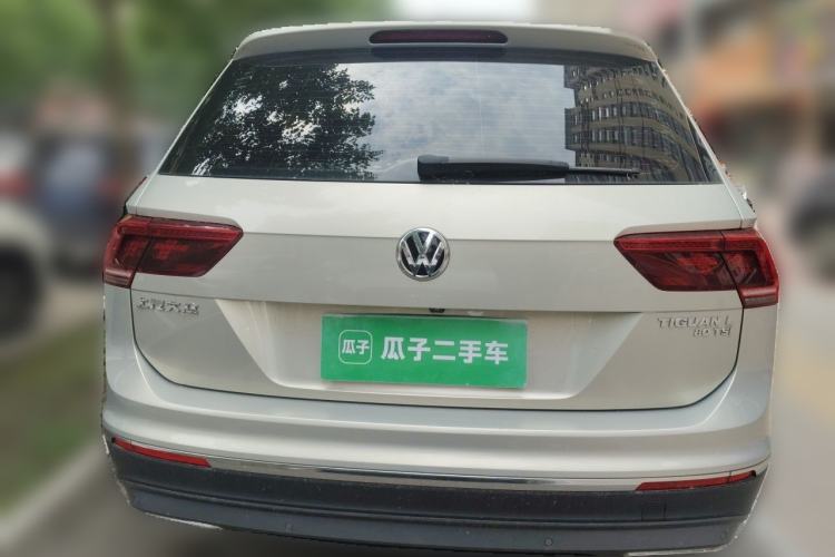 Used Volkswagen Tiguan L 2017 380TSI Automatic All-Wheel-Drive Luxury Edition Rear