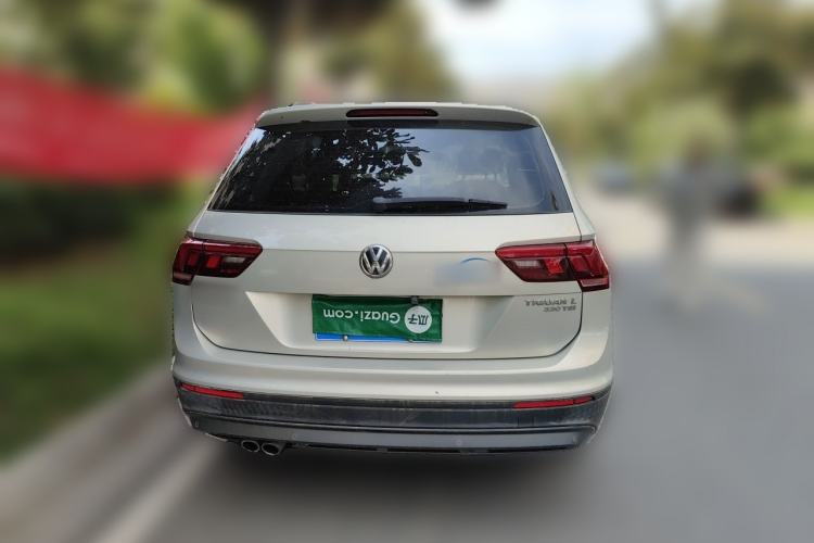 Used Volkswagen Tiguan L 2017 330TSI Automatic Two-Wheel Drive Luxury Edition Rear