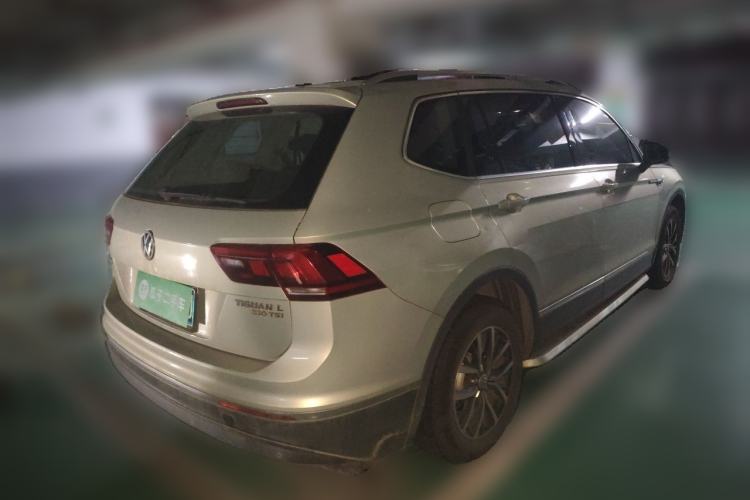 Used Volkswagen Tiguan L 2017 330TSI Automatic Two-Wheel Drive Luxury Edition Rear Right 45 Deg