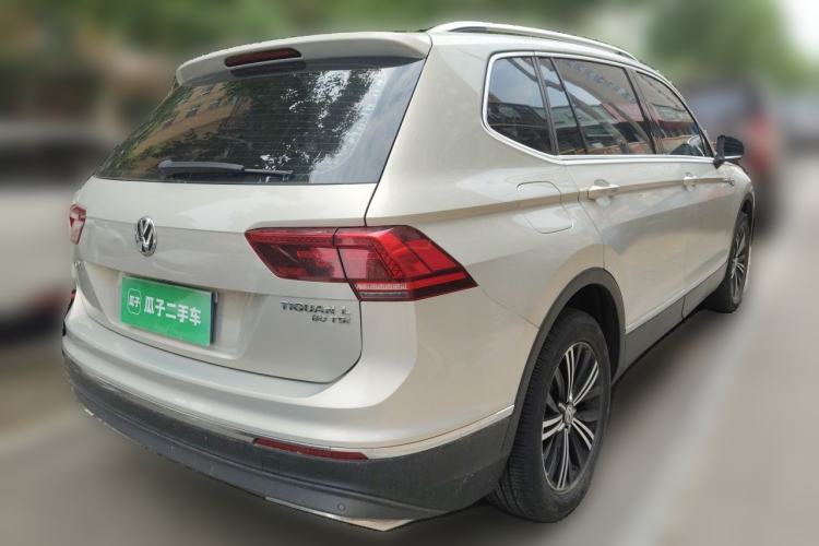 Used Volkswagen Tiguan L 2017 380TSI Automatic All-Wheel-Drive Luxury Edition Rear Right 45 Deg