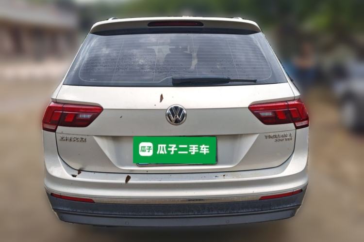 Used Volkswagen Tiguan L 2017 330TSI Automatic Two-Wheel Drive Luxury Edition Rear