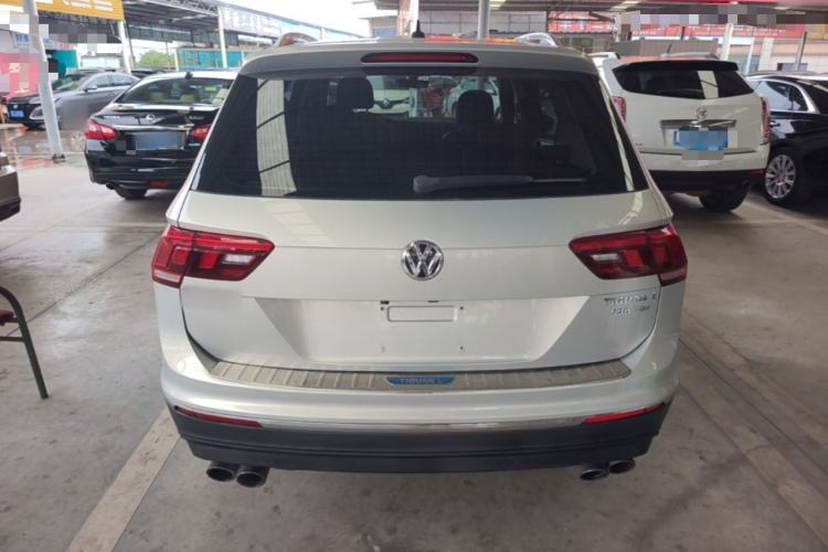 Used Volkswagen Tiguan L 2017 330TSI Automatic Two-Wheel Drive Luxury Edition Rear