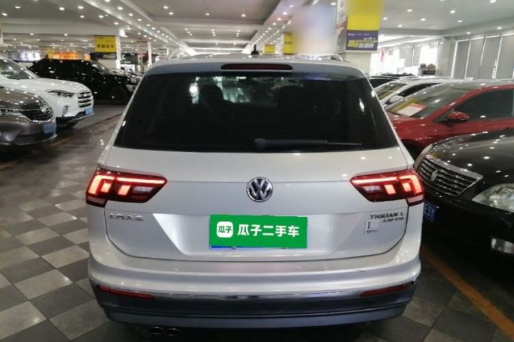 Used Volkswagen Tiguan L 2017 330TSI Automatic Two-Wheel Drive Luxury Edition Rear