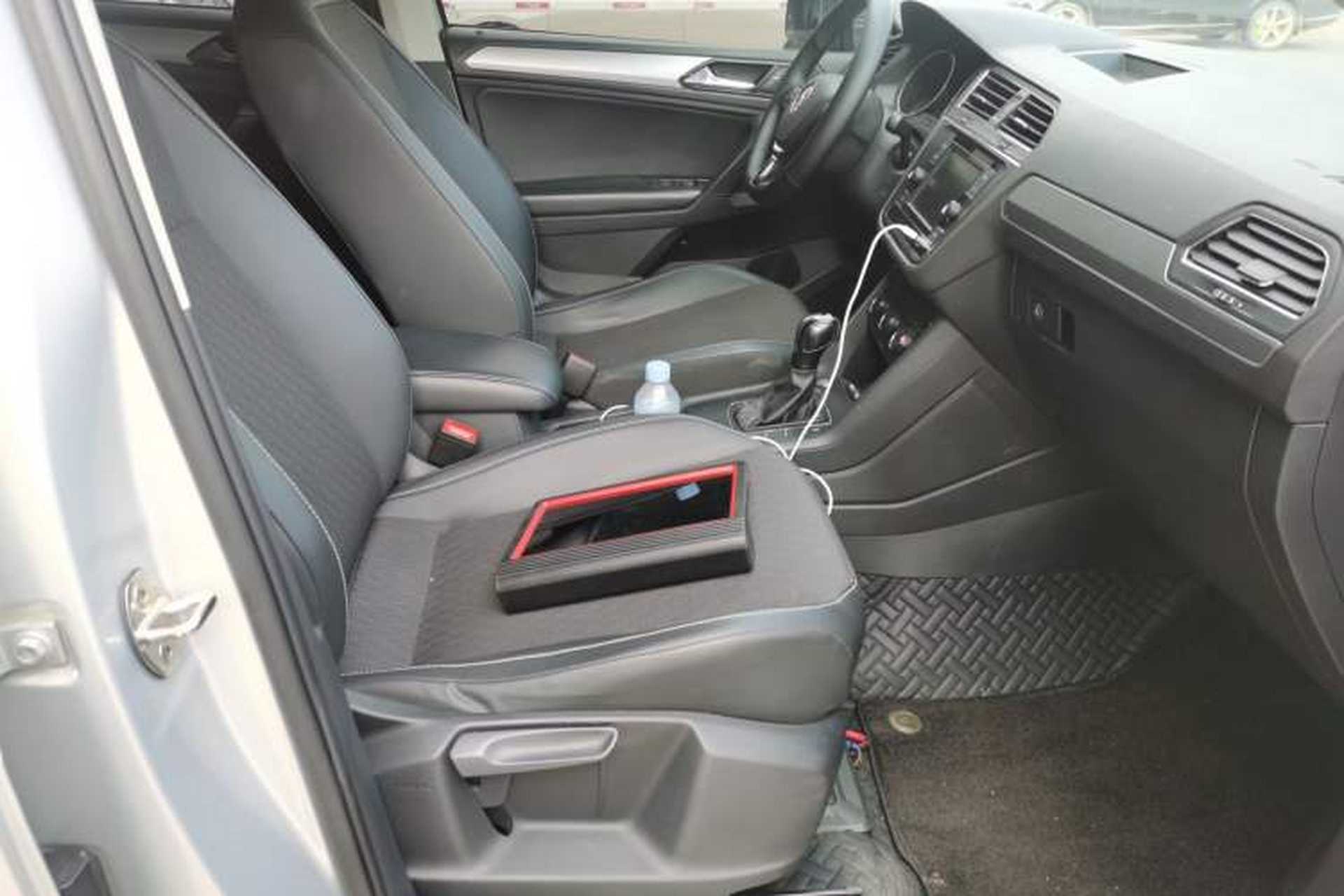 Used Volkswagen Tiguan L 2017 330TSI Automatic Two-Wheel Drive Luxury Edition Right Front Seat