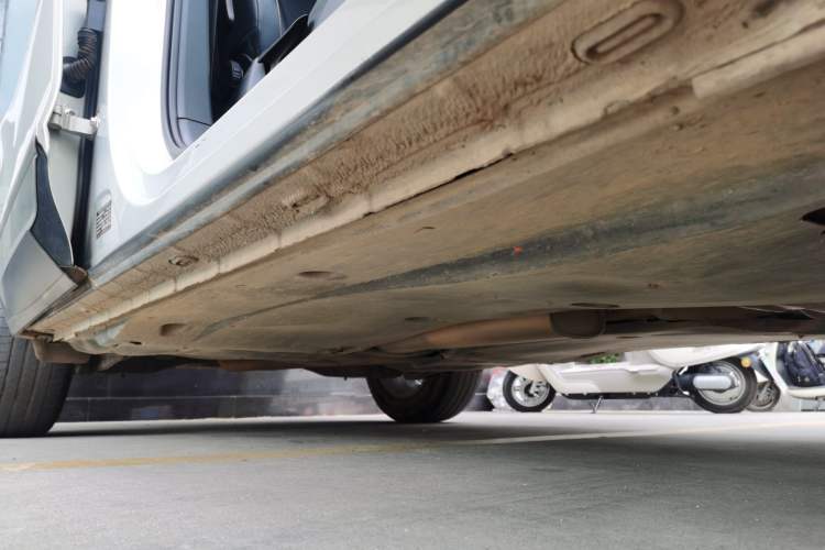 Used Volkswagen Tiguan L 2017 330TSI Automatic Two-Wheel Drive Luxury Edition Right Side Sill