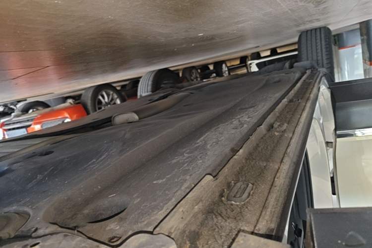 Used Volkswagen Tiguan L 2017 330TSI Automatic Two-Wheel Drive Comfort Edition Right Side Sill