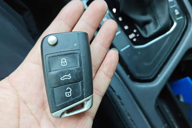 Used Volkswagen Tiguan L 2017 330TSI Automatic Two-Wheel Drive Flagship Edition Vehicle Key