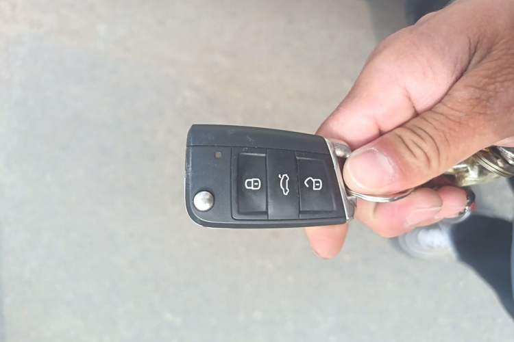 Used Volkswagen Tiguan L 2017 330TSI Automatic Two-Wheel Drive Flagship Edition Vehicle Key