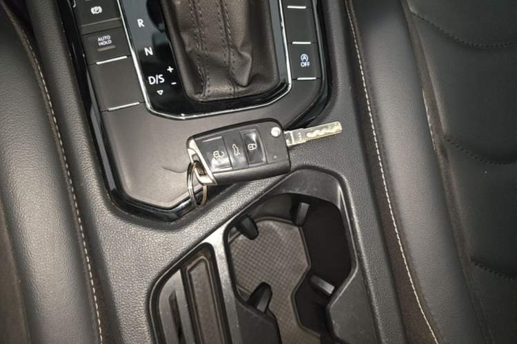 Used Volkswagen Tiguan L 2017 330TSI Automatic Two-Wheel Drive Comfort Edition Vehicle Key