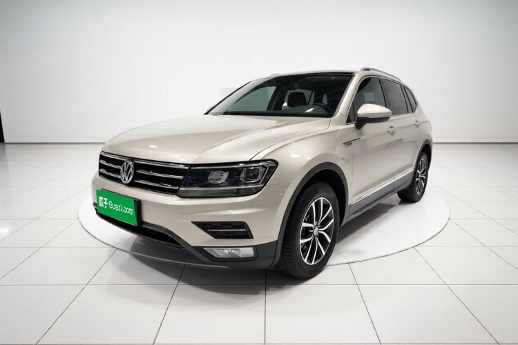 Used Volkswagen Tiguan L 2017 330TSI Automatic Two-Wheel Drive Luxury Edition Guazi used car, China used car export, Used car for sale, Used cars, Cheapest cars for sale
