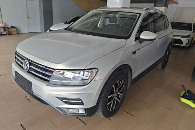 Used Volkswagen Tiguan L 2017 330TSI Automatic Two-Wheel Drive Comfort Edition
