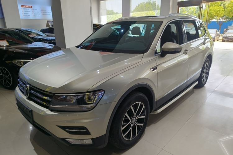 Used Volkswagen Tiguan L 2017 330TSI Automatic Two-Wheel Drive Luxury Edition Guazi used car, China used car export, Used car for sale, Used cars, Cheapest cars for sale
