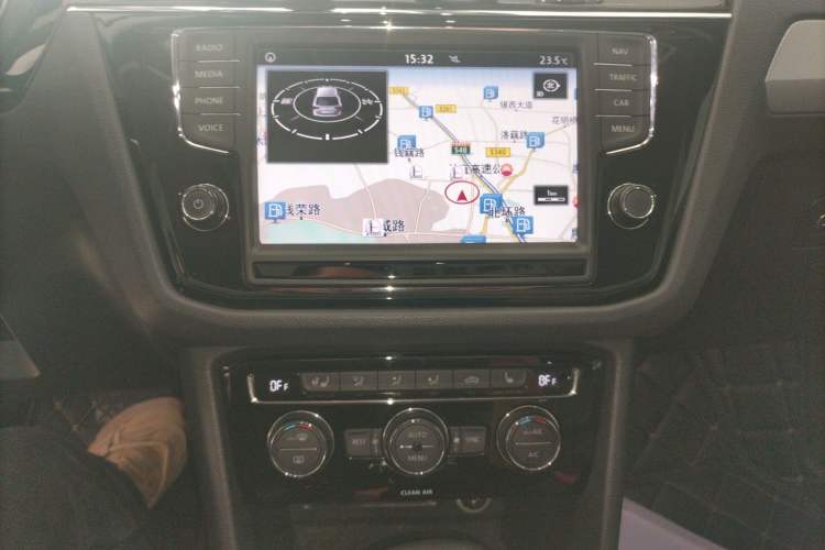 Used Volkswagen Tiguan L 2017 330TSI Automatic Two-Wheel Drive Luxury Edition