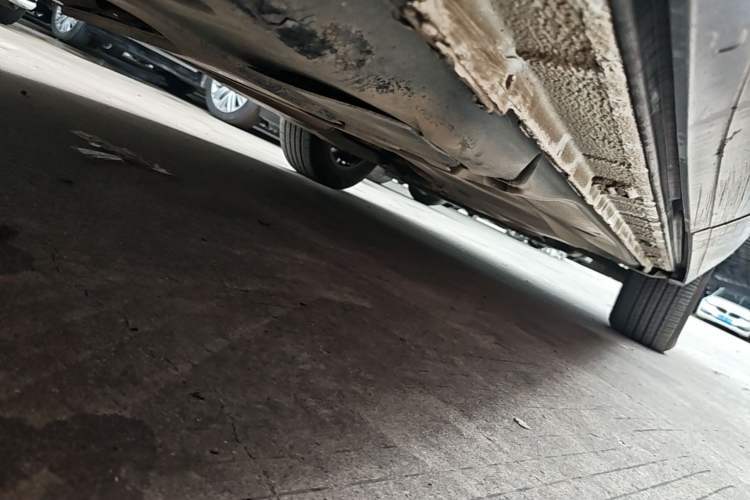 Used Volkswagen Tiguan L 2017 330TSI Automatic Two-Wheel Drive Comfort Edition Chassis Rear Right