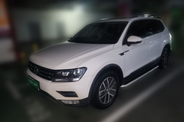 Used Volkswagen Tiguan L 2017 330TSI Automatic Two-Wheel Drive Luxury Edition Guazi used car, China used car export, Used car for sale, Used cars, Cheapest cars for sale